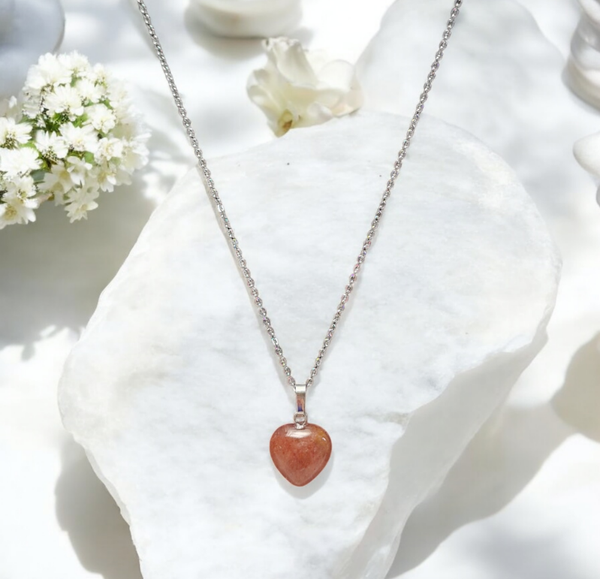 Pendentif coeur 15mm quartz fraise A+ + chaine en acier inoxydable