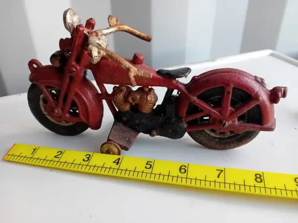 Harley-Davidson Cast Iron Vintage Motorcycle