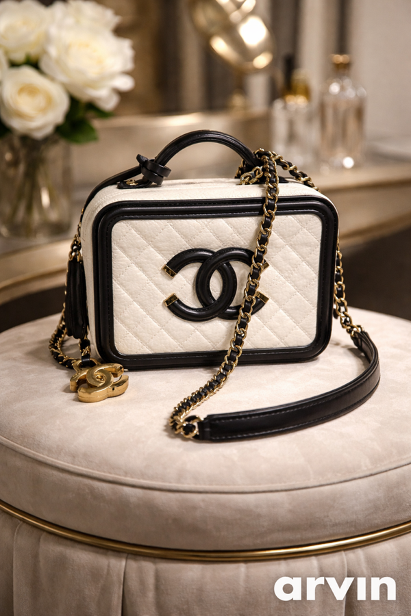 Chanel CC Filigree tas
