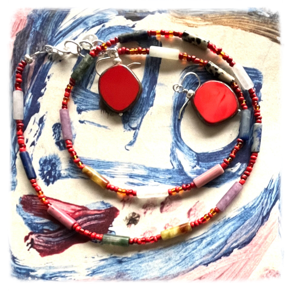 Edelsteenbuisjes halssnoer