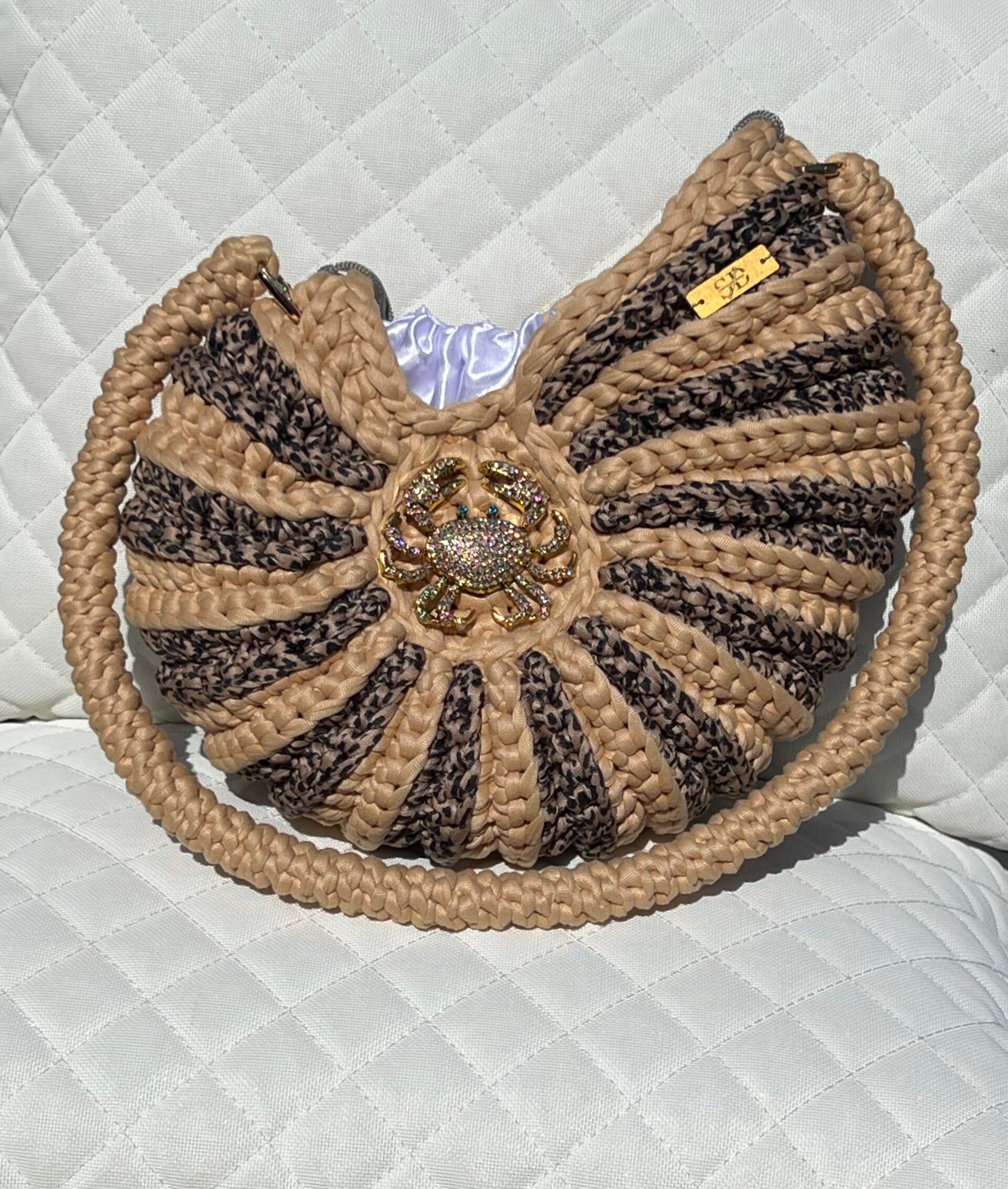 Gehaakte Schelp dames tas met luipaard print en strass broche