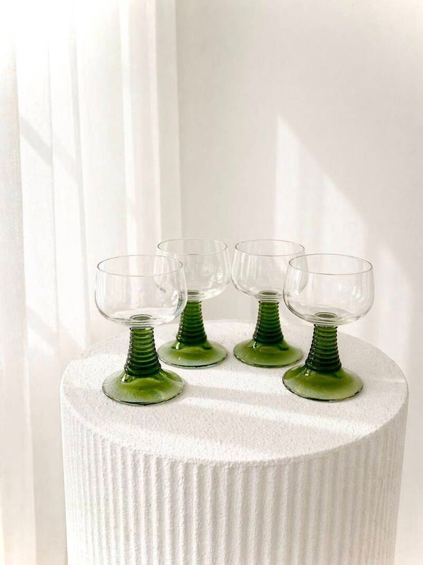 Set - 4 wijnglazen groene voet