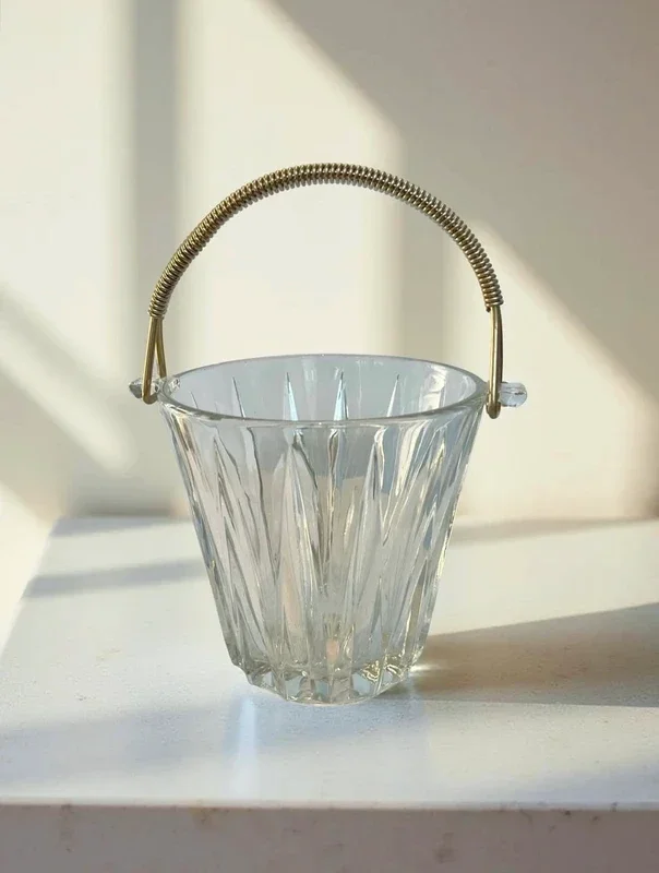 Glazen ijsemmertje met spiraalhendel