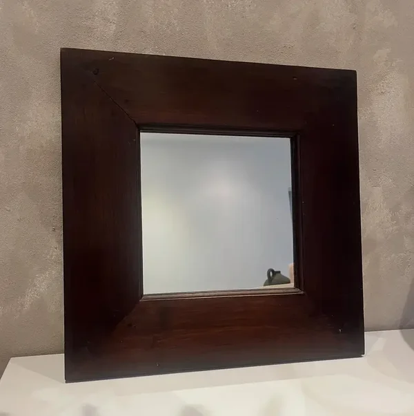 Vierkante houten spiegel