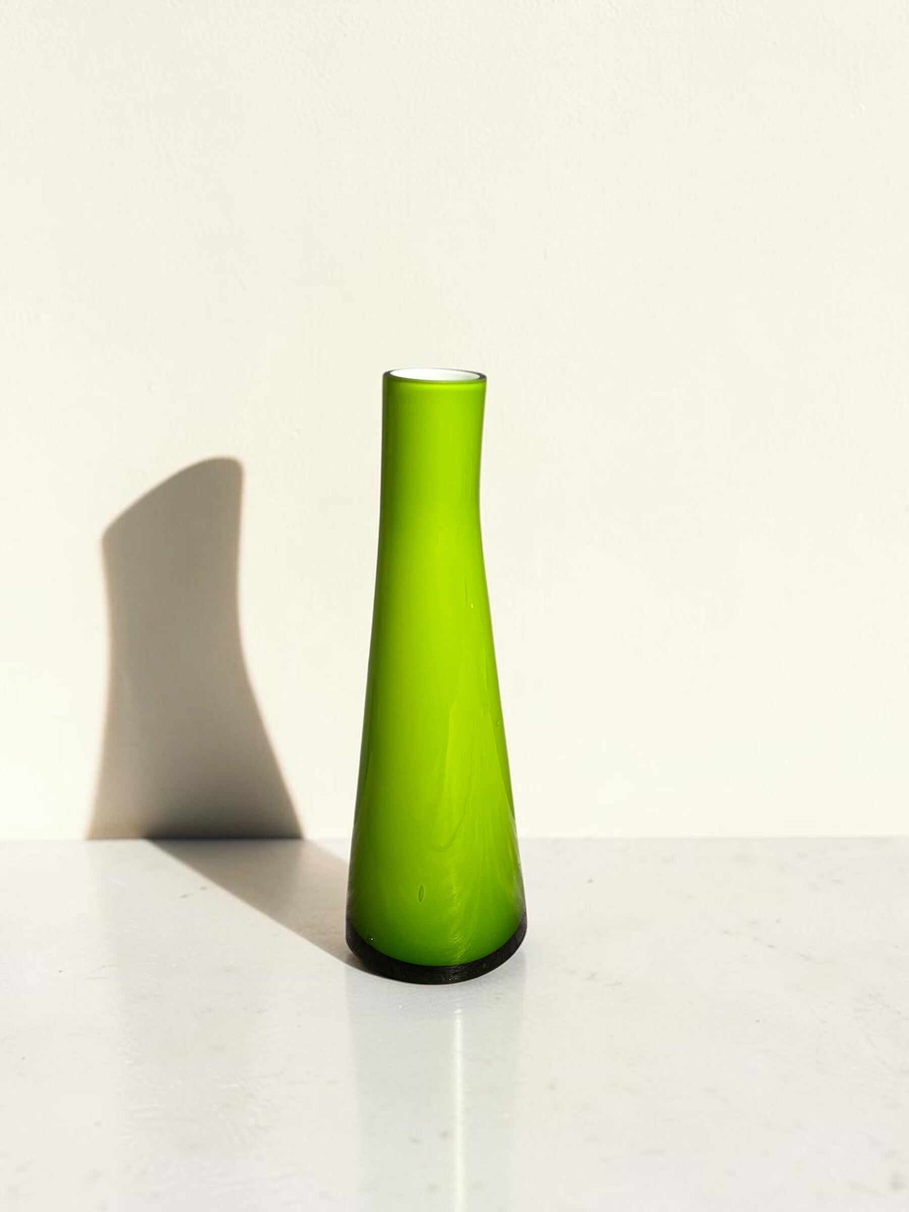 Vaasje limoengroen glas