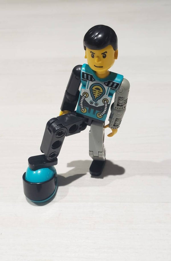 Figurine LEGO TECHNIC® tech001
