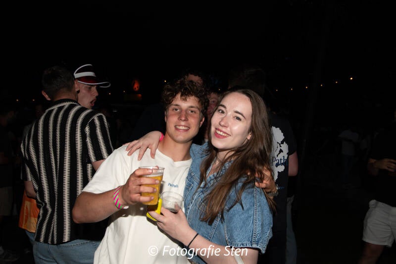 s23_3918-standard.jpg