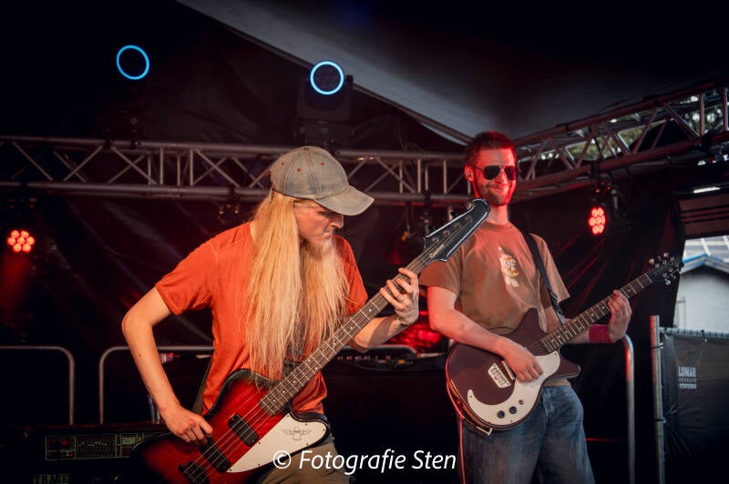 s23_5399-standard.jpg