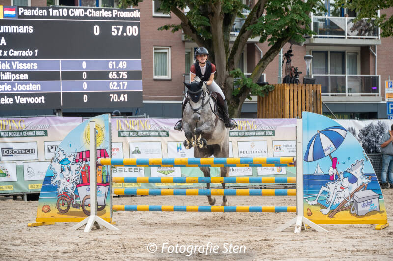 s23_9365-standard.jpg