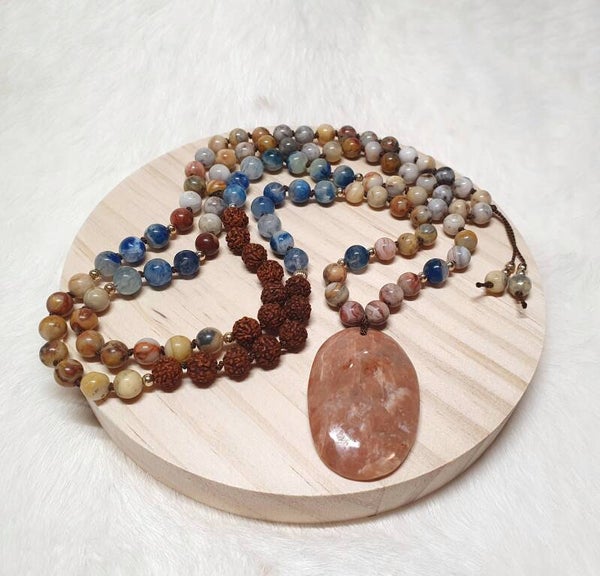 Mala hackmaniet, crazy lace agaat, rudraksha en perzikmaansteen