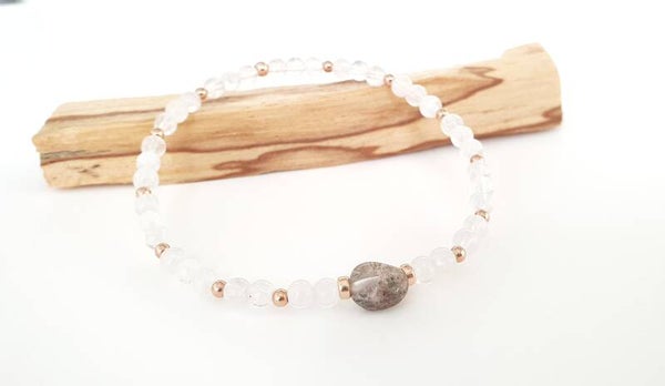 Lodoliet met regenboog maansteen en 14krt roze gold filled details