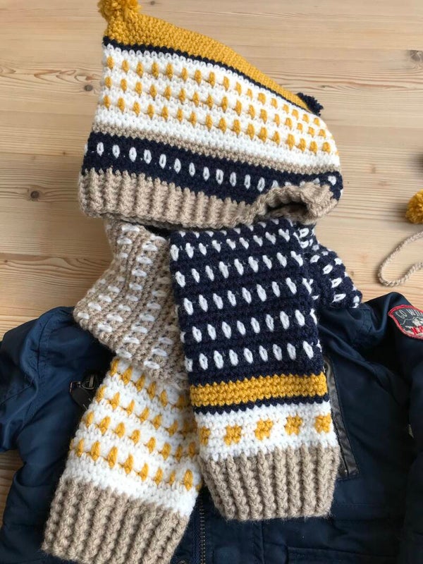 Haakpatroon Noorse muts en sjaal