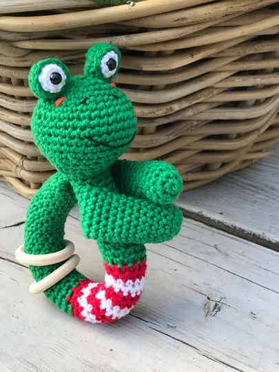 Haakpatroon bijtring kikker