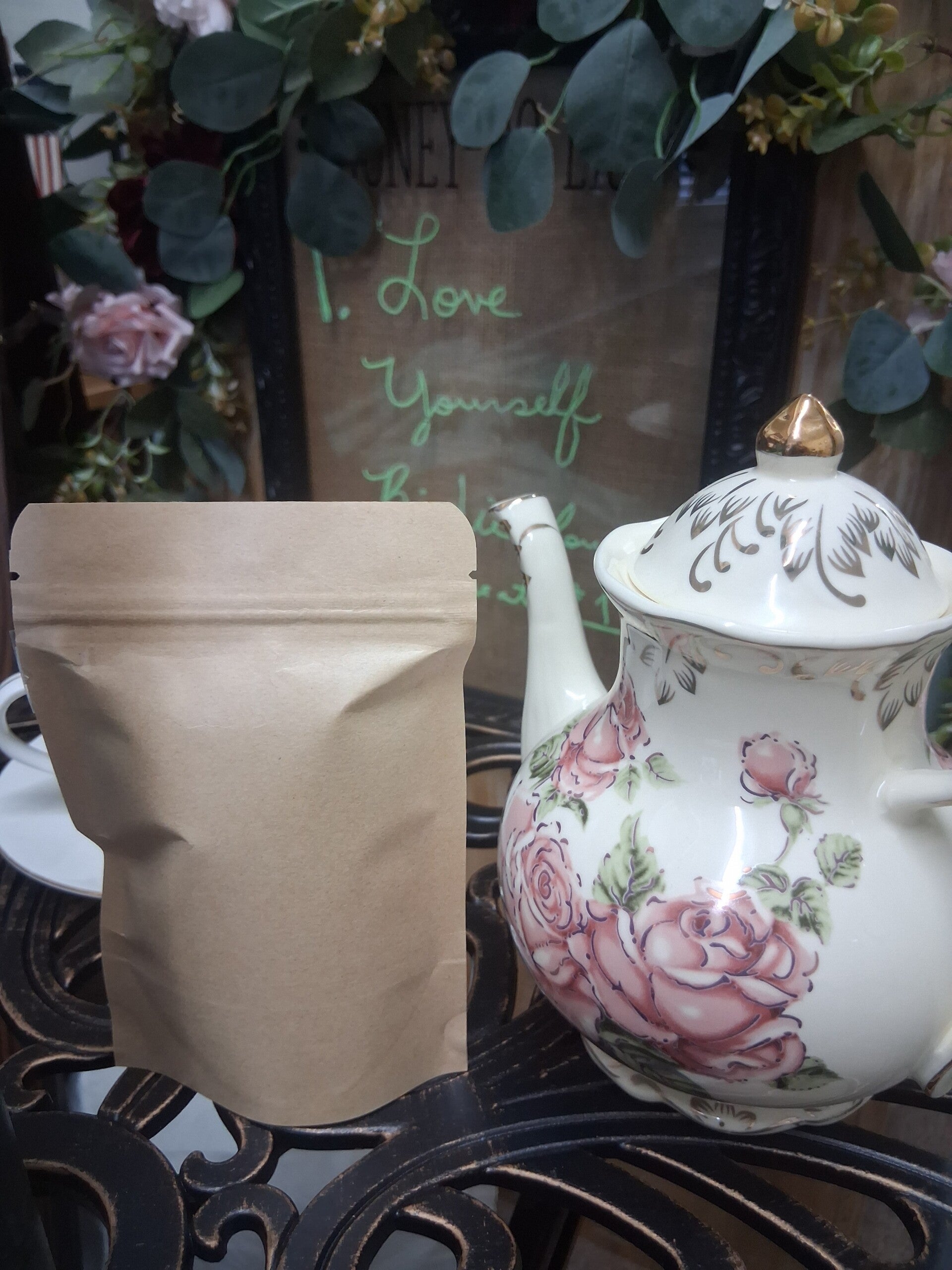Comfrey leaf powder