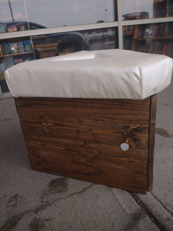 SACRED SEAT - Yoni Stool