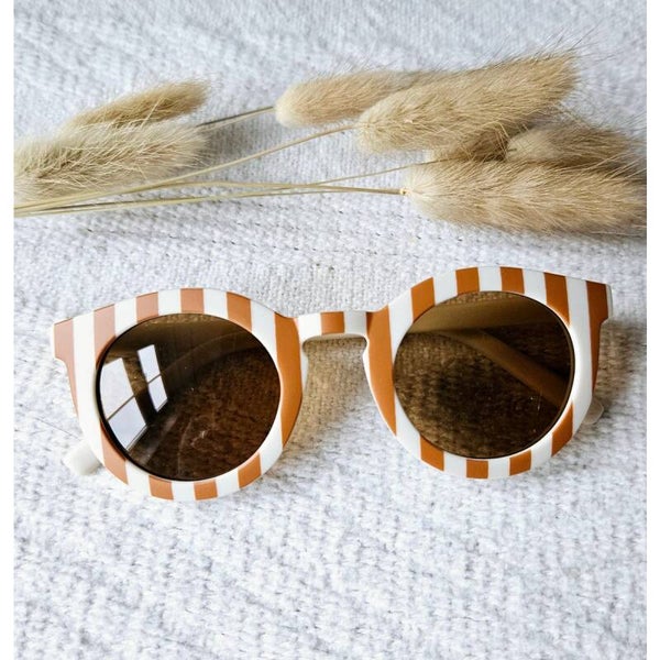 Baby- en kinder zonnebril UV400 gestreept - Beige / Camel