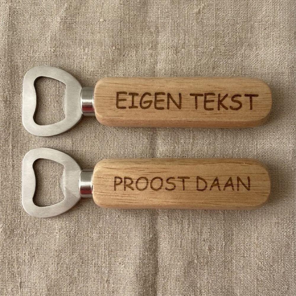 Houten opener met tekst