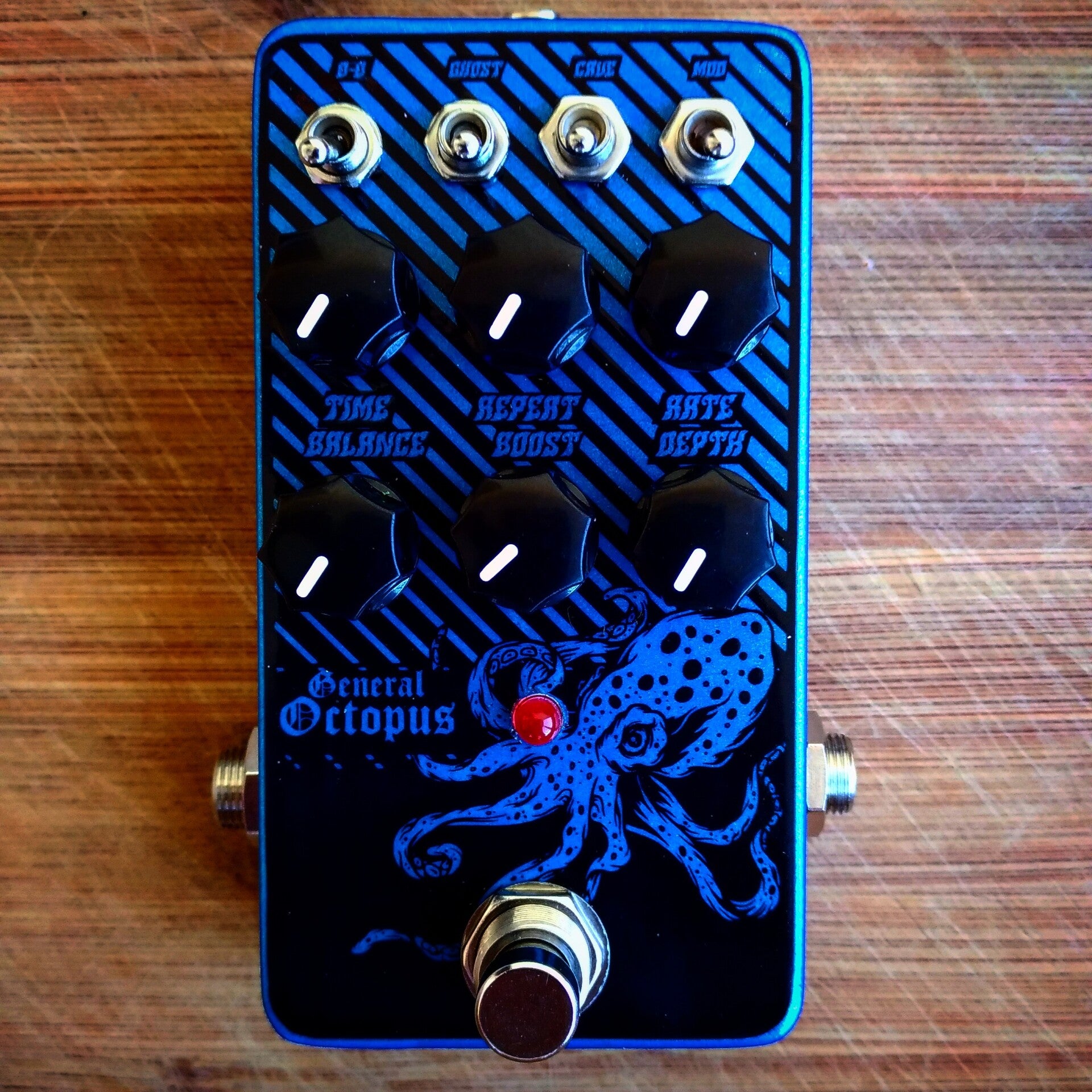 General Octopus/Lord Kraken - Delay/Riverbero con modulazione