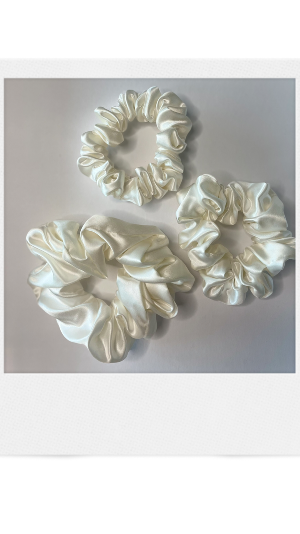 Silk SCRUNCHIEs Ivory