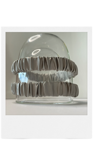 Silk SLEEVEE | Light Grey