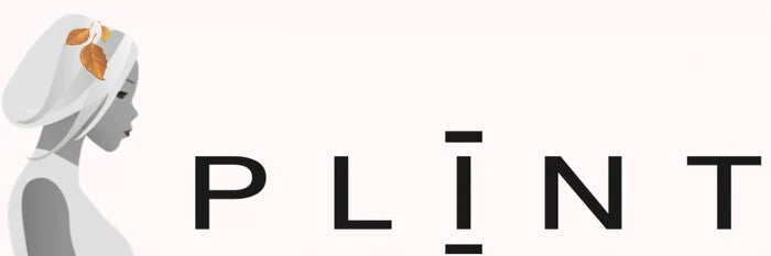 Plint Denemarken waterkoker keukenweegschaal wandklok theepot