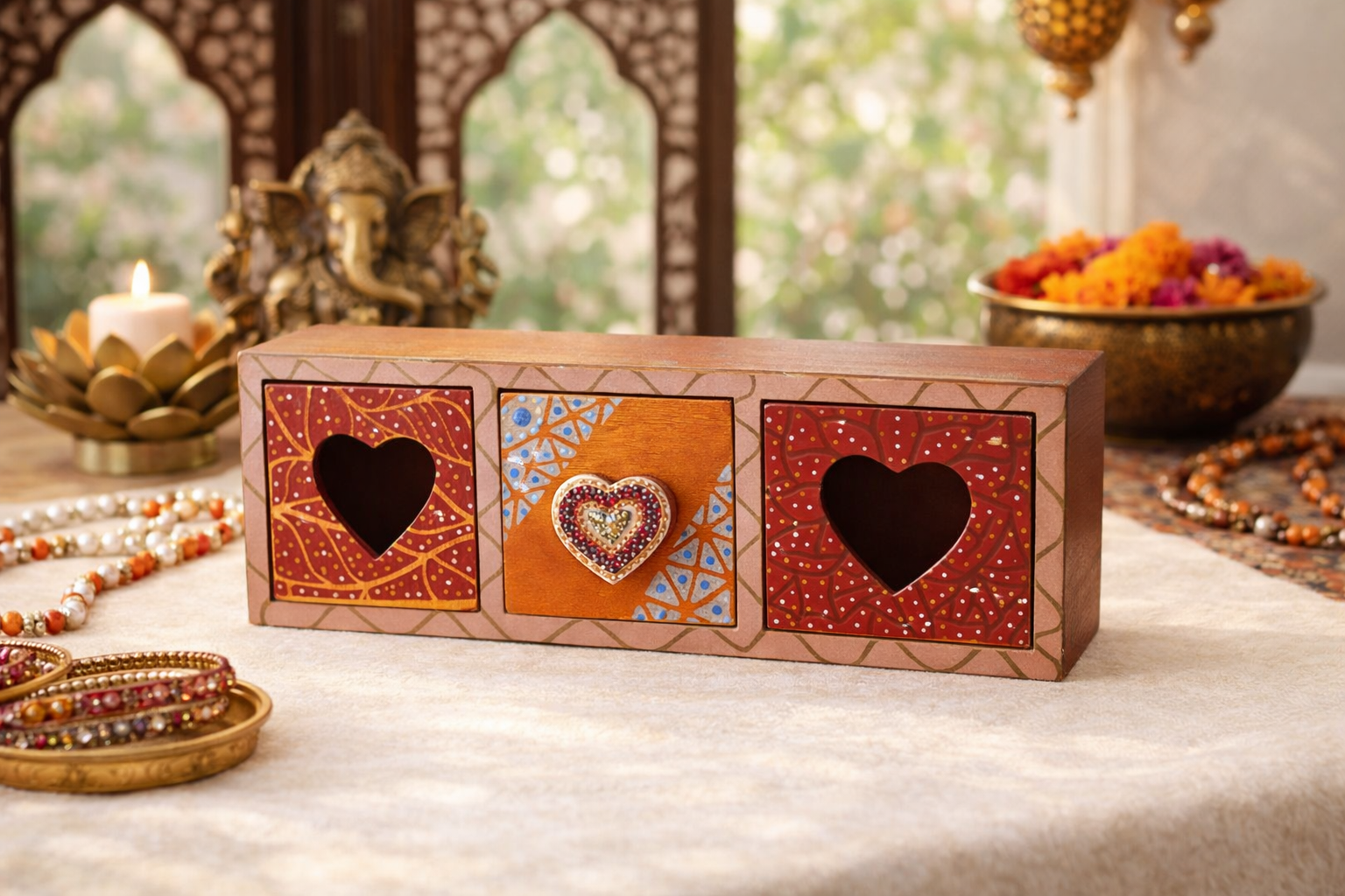 Custode del Cuore – Porta Gioie Rituale in Legno Dipinto a Mano | Oggetto Simbolico Unico | Art by Shesamne