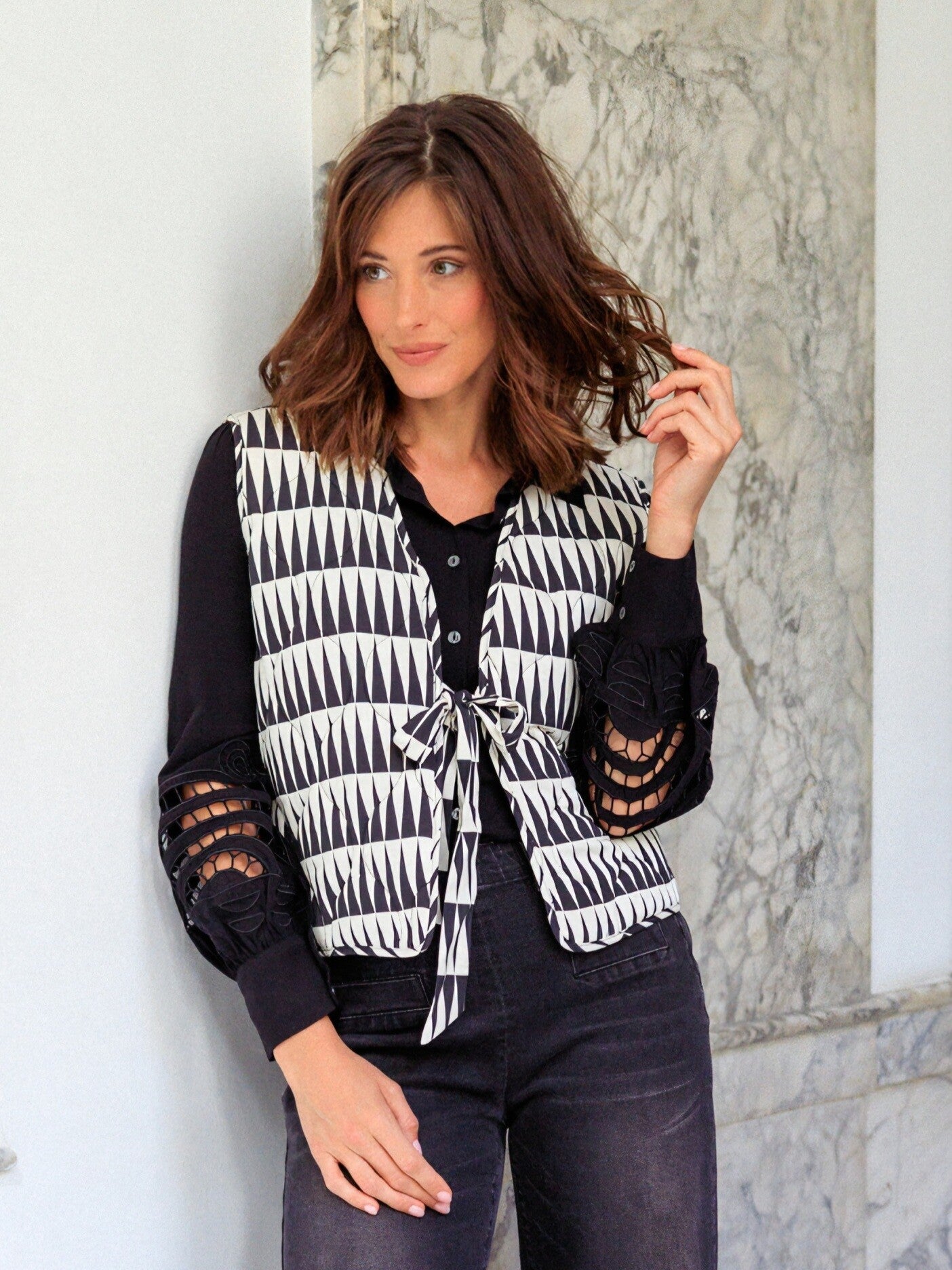 Ivy Beau Gilet Sophy - Quilted Black & Whitepe & Black