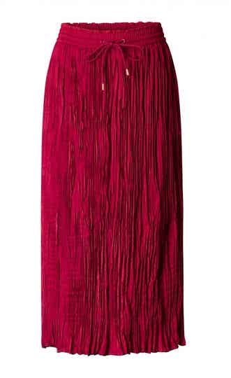 Yest Rok Farida - Red Wine