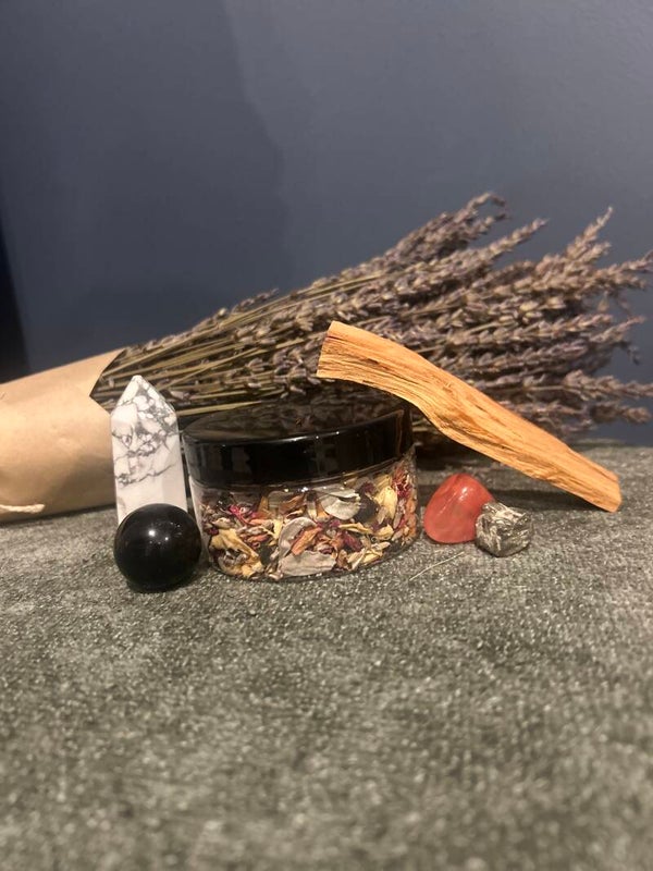 Dark moon incense