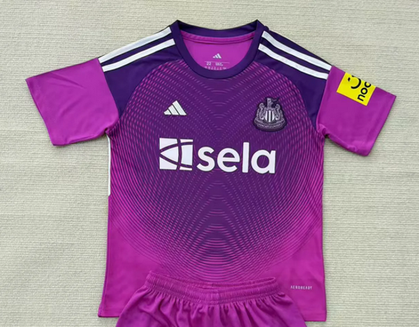 Newcastle United 2025/26 Purple Goalkeeper Shirt - Kids 3-14 years old and Adults Small to 2XL