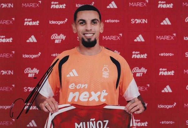 Daniel Munoz - Hand Signed 12x8 Inch Photograph - Nottingham Forest - COA
