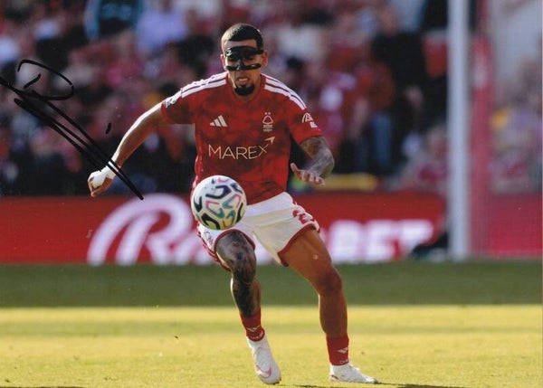 Daniel Munoz - Hand Signed A4 Photograph 2 - Nottingham Forest - COA