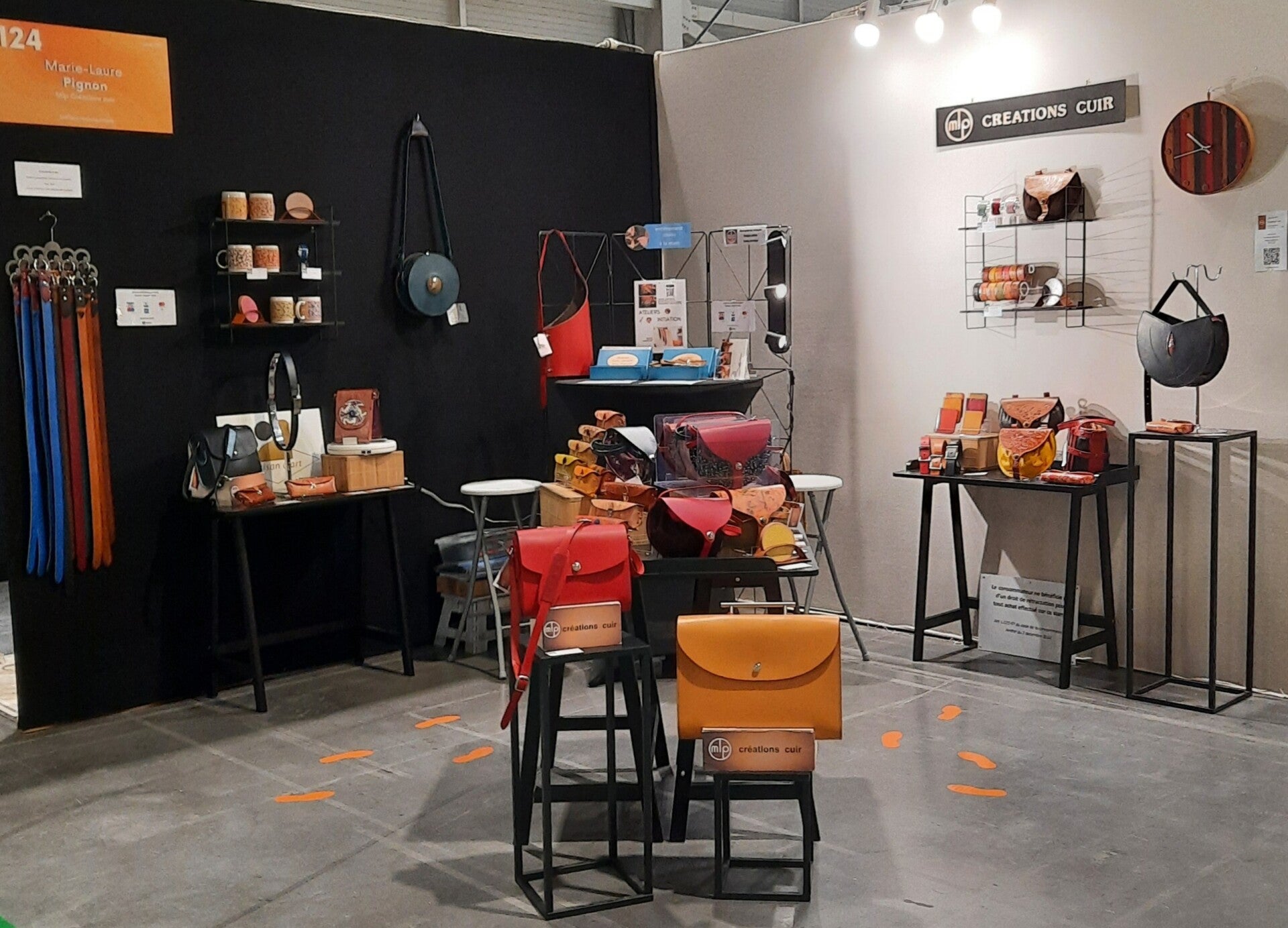 En savoir plus sur les nouveautés, le cuir, les expositions de Mlp Créations cuir