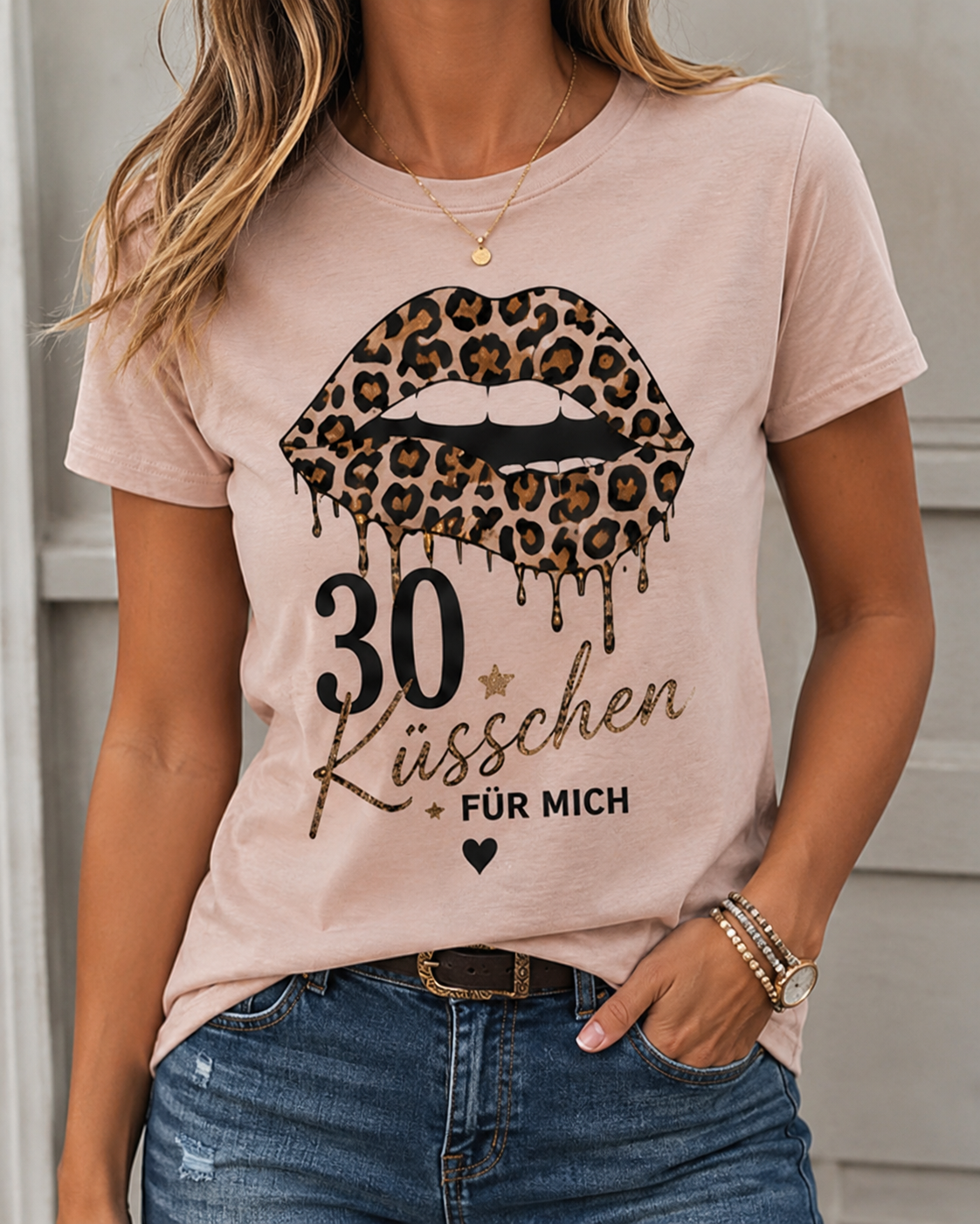 30 Küsschen für mich – Damen Geburtstagsshirt mit Leo-Lips | Trendiges T-Shirt zum 30. Geburtstag