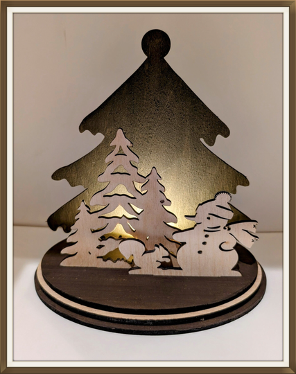 Décoration lumineuse en 3D représentant un bonhomme de neige.