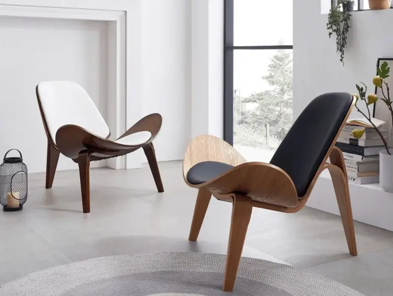 Wegner Shell Chair Walnoot