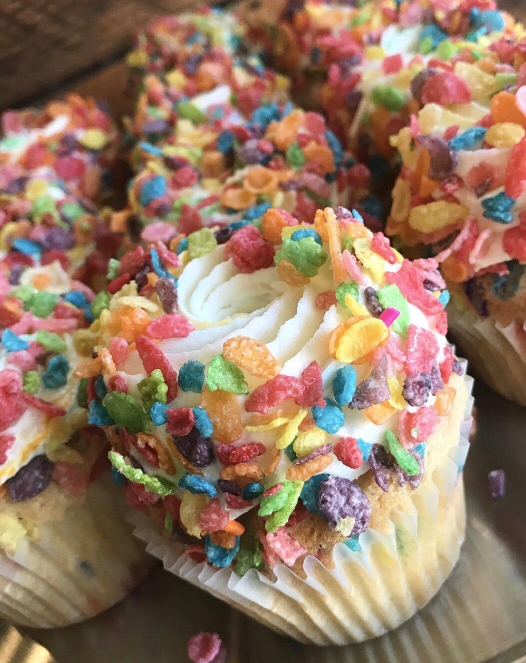 Fruity Pebble Cupcakes (3)
