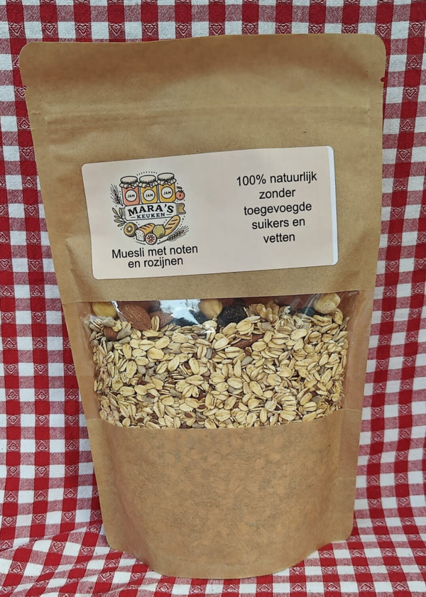 muesli met noten en rozijnen