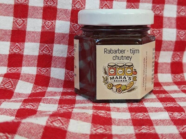 Rabarber tijm chutney