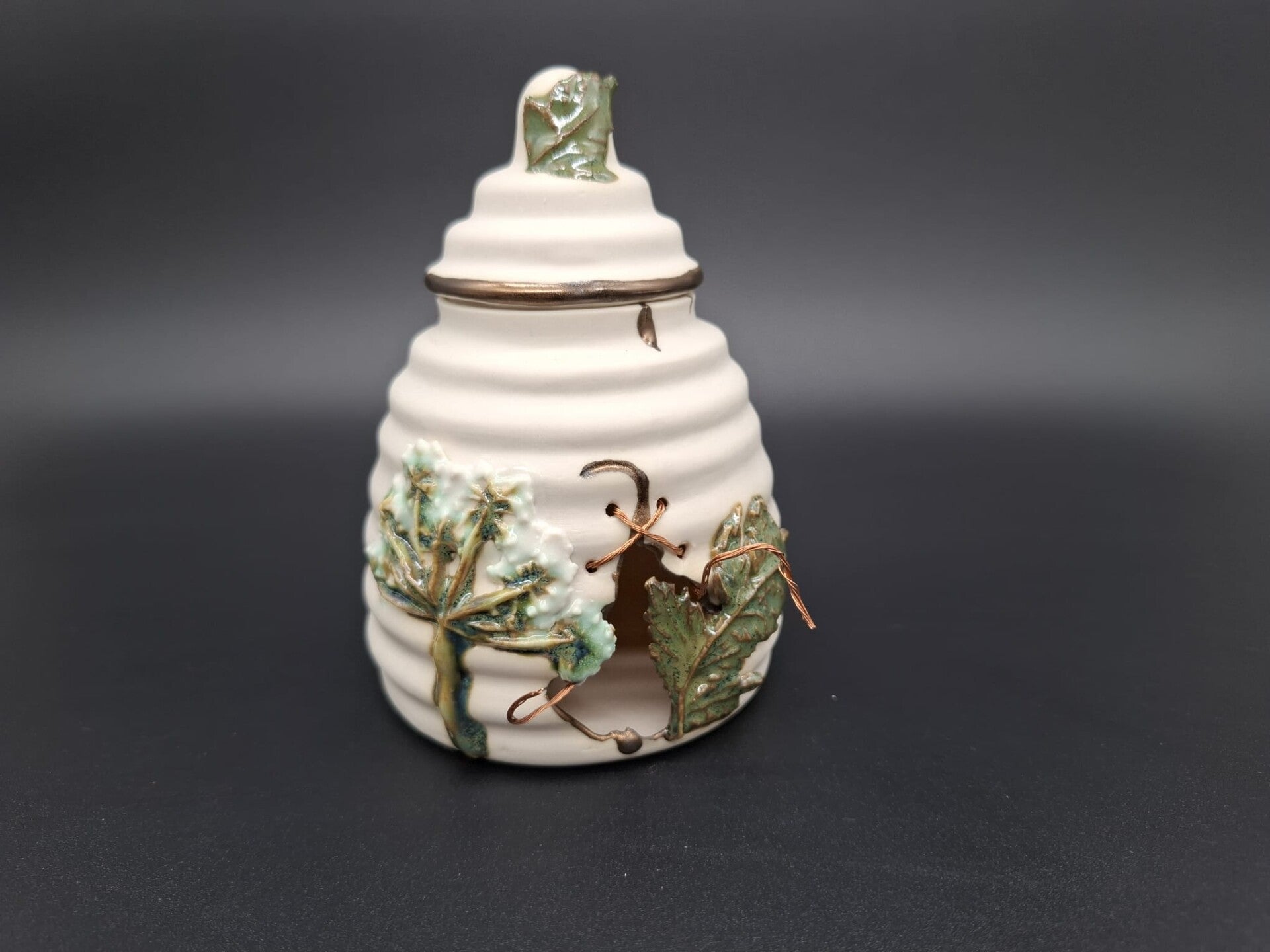 Honey Pot with Hemlock