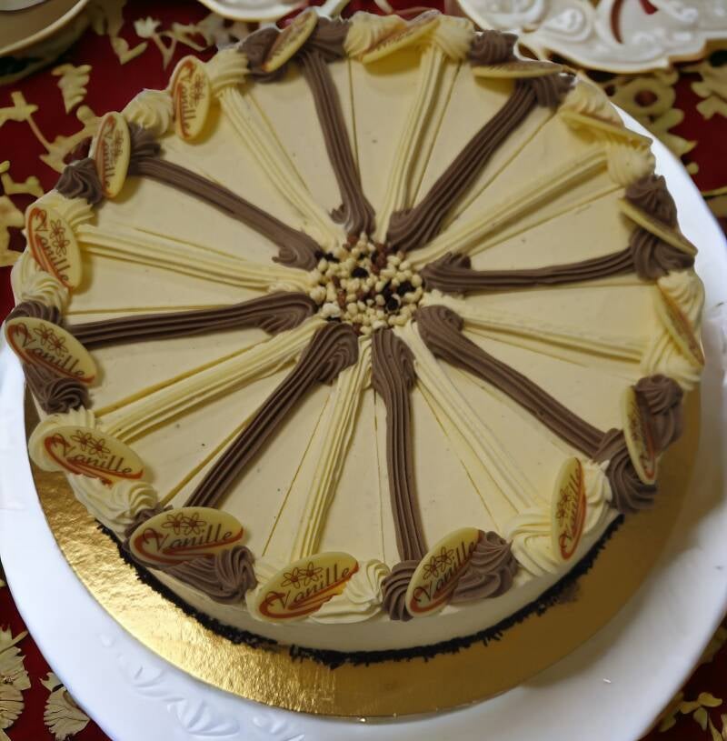 Schoko-Vanille-Torte
