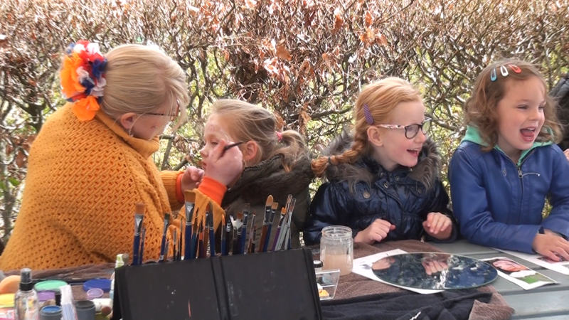 Koningsdag-Raalte-Impressie-27april2016-03.bmp