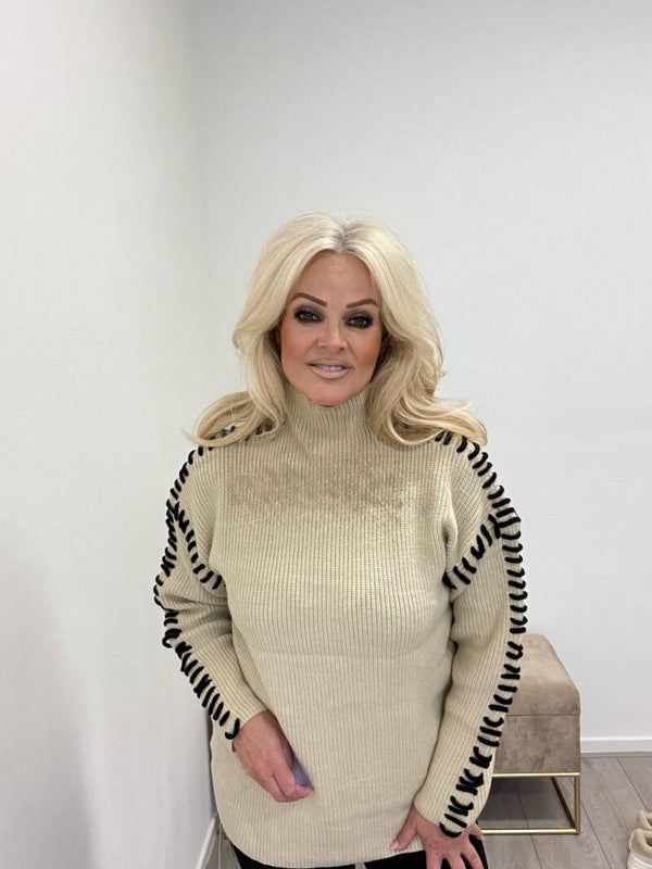 Whipstitched turtleneck sweater beige