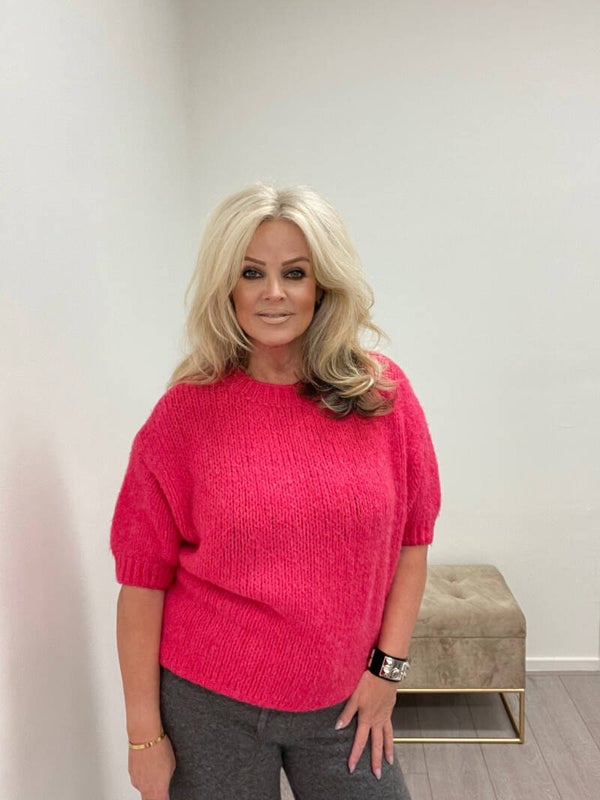 Knit wool sweater hot pink