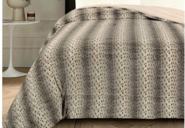 FINLANDIA TRAPUNTA MATRIMONIALE IN ECO PELLICCIA E RETRO SHERPA