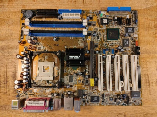 Asus P4C800 | Socket 478 | ATX