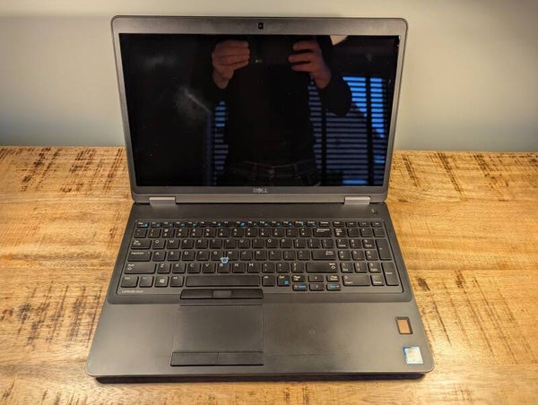Dell Latitude E5570 | i7-6820HQ | 16GB | 256GB | AMD Radeon R7 M370 | 15,6" Touch | FHD