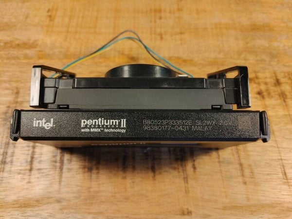 Intel Pentium II | Single Core | 333Mhz | 66Mhz FSB | Slot 1