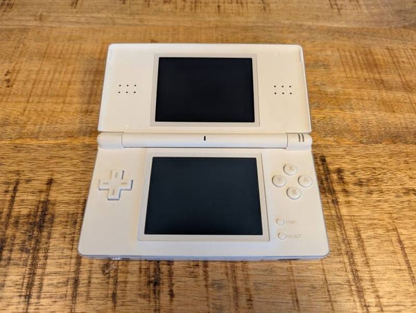 Nintendo DS Lite