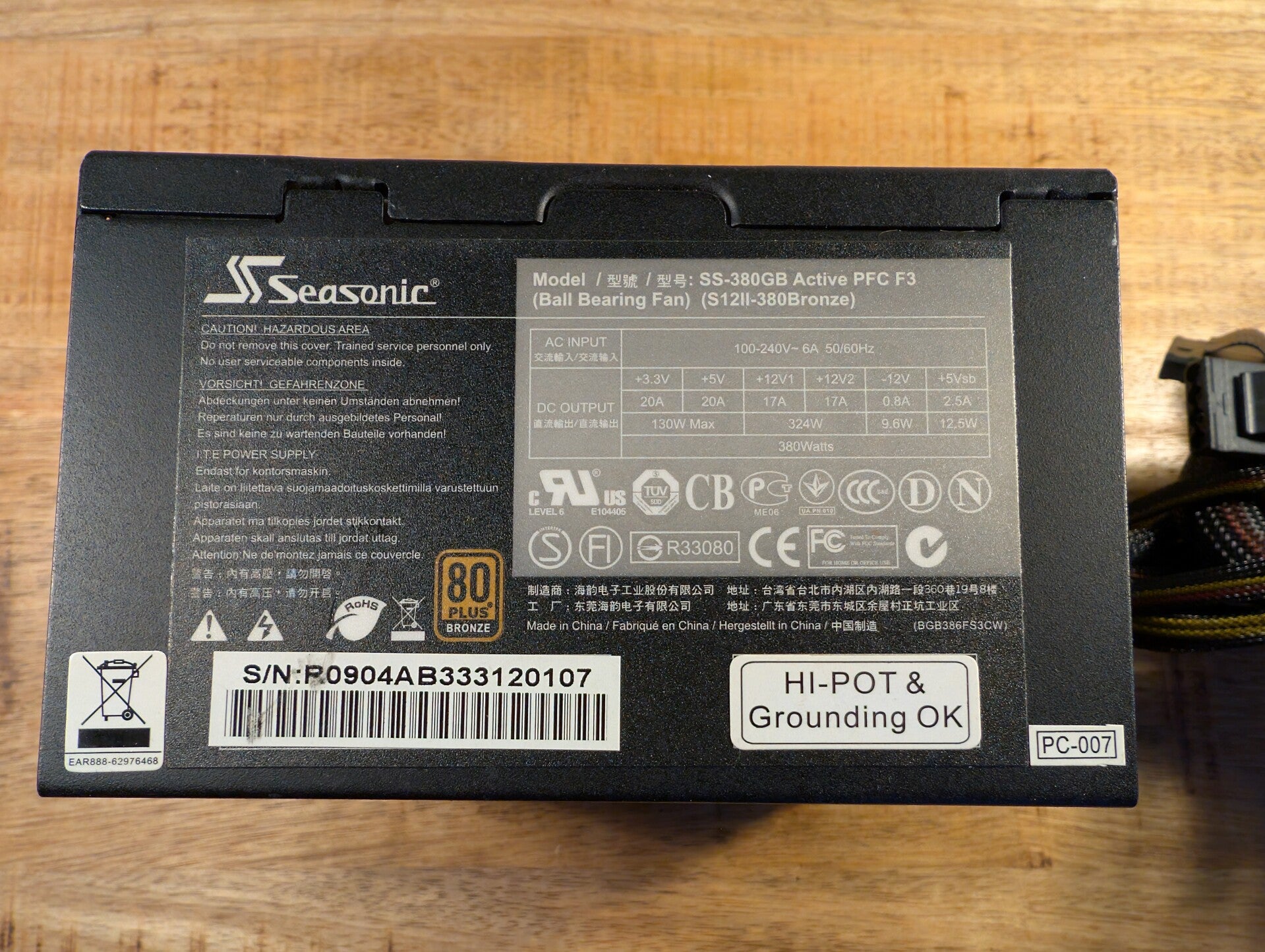 Seasonic SS-380GB | 380W | 24Pin | 4Pin | 1x 6 Pin GPU | 80 Plus Bronze